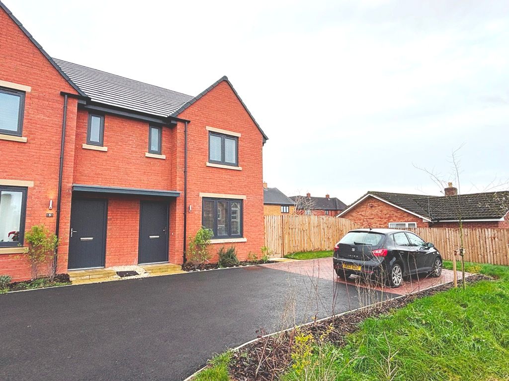 Property photo 1 of 12 Front Aspect