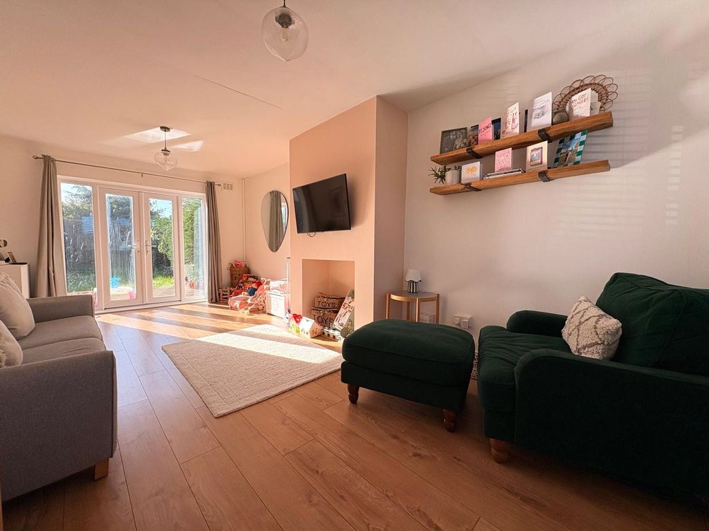 Property photo 2 of 21 Picture No. 08