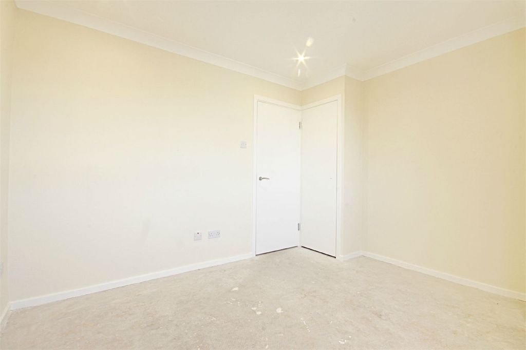 Property photo 3 of 7 Picture_3