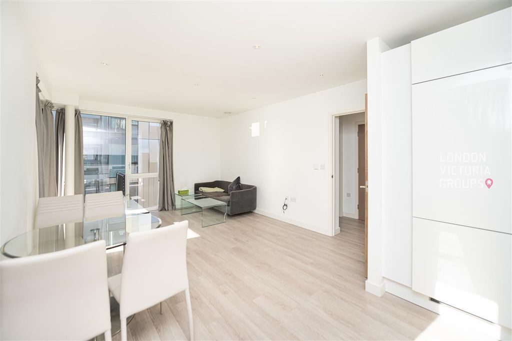 Property photo 3 of 17 1-2093.Jpg