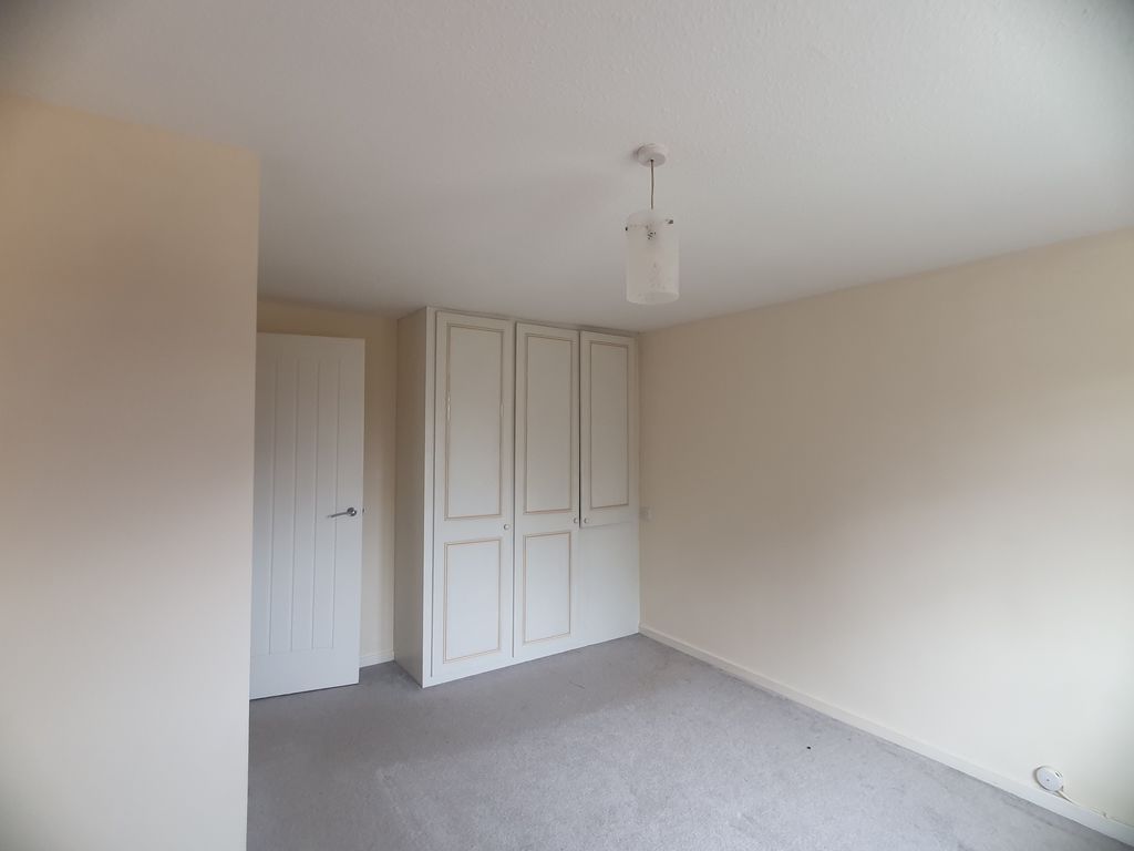 Property photo 3 of 16 Photo 6
