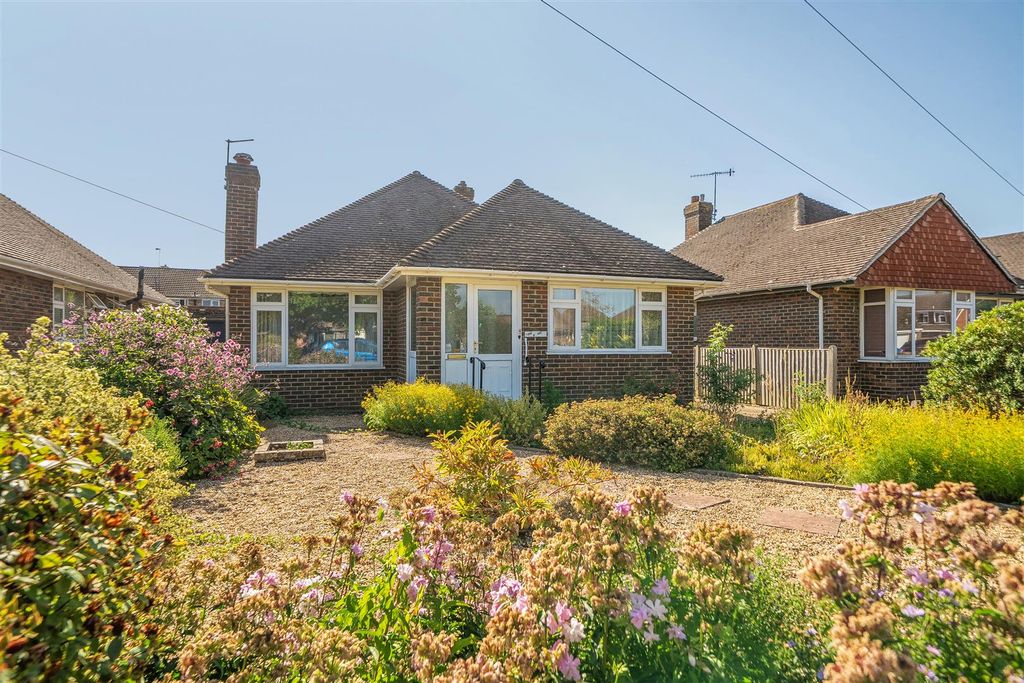 Property photo 1 of 19 For Sale By Aspire Residential | Upton Road