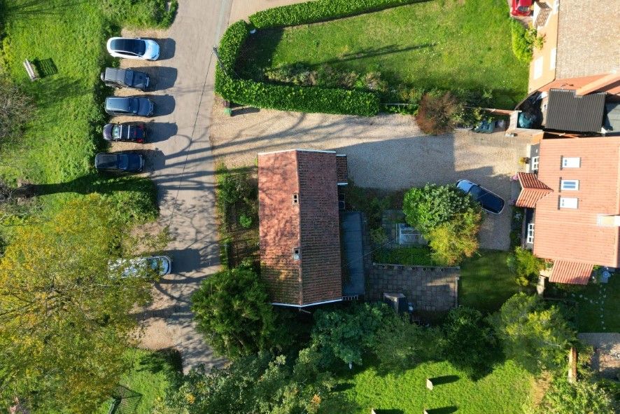 Property photo 3 of 32