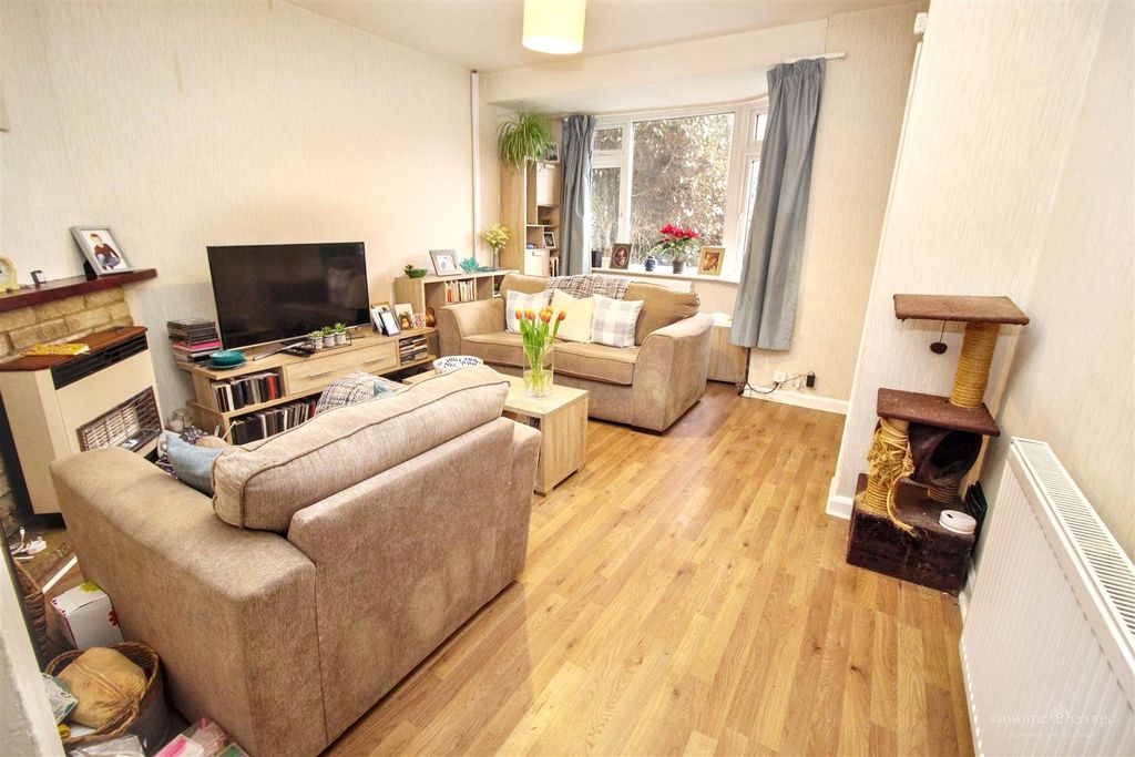 Property photo 2 of 16 Living Room