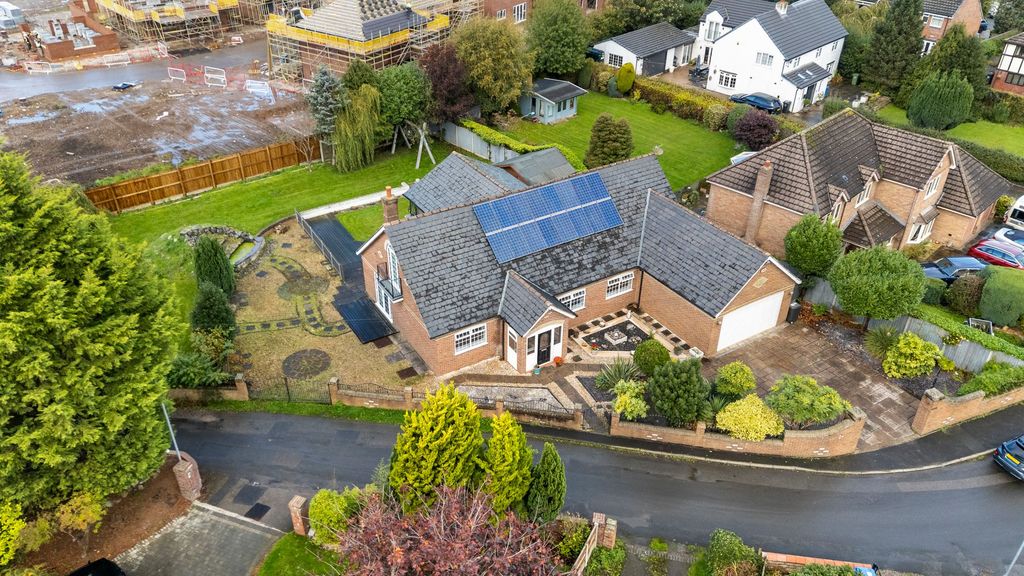 Property photo 1 of 45