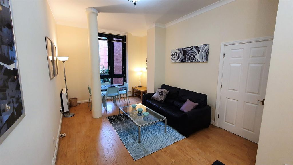 Property photo 3 of 31