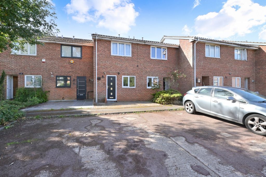 Property photo 1 of 10 Picture No. 05