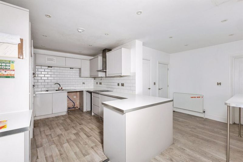 Property photo 2 of 15 Photo 10