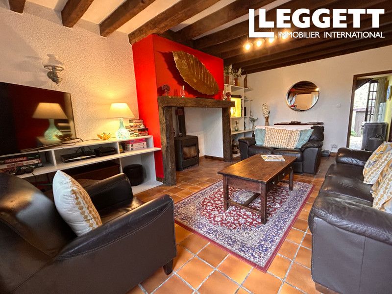 Property photo 2 of 10