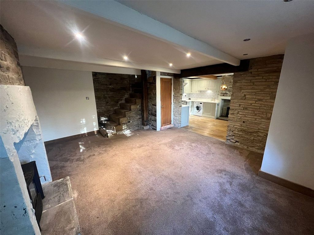 Property photo 3 of 27 Picture No. 25