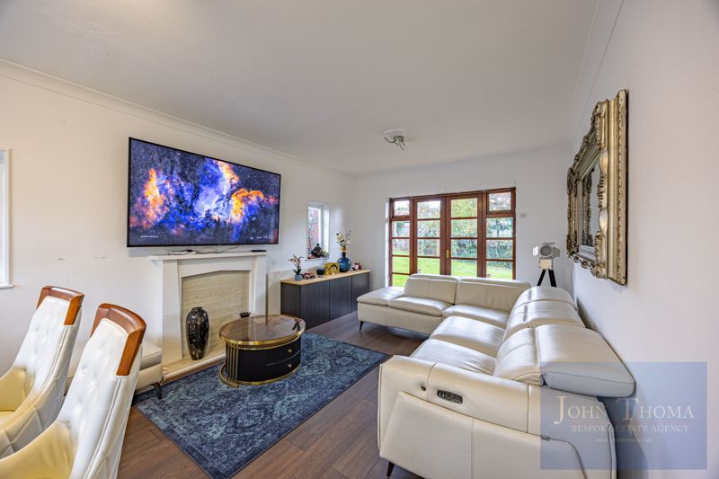 Property photo 2 of 17 Photo 21