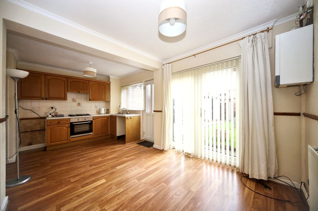 Property photo 3 of 25