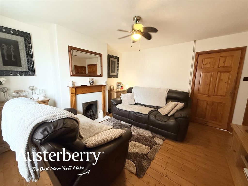 Property photo 2 of 13 Img_5535.Jpg