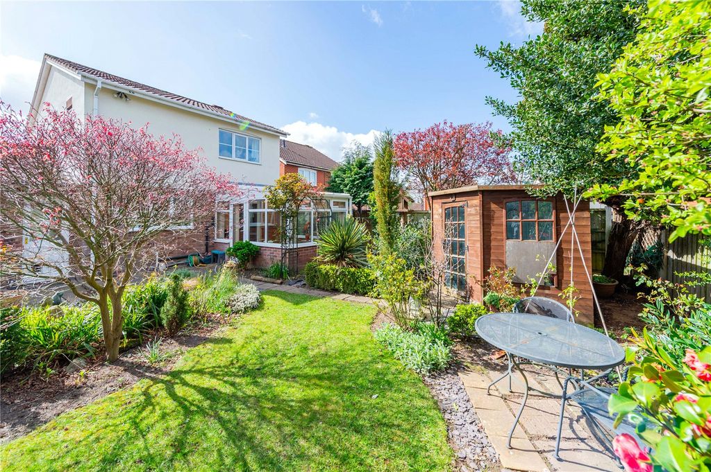 Property photo 2 of 34 Picture No. 33