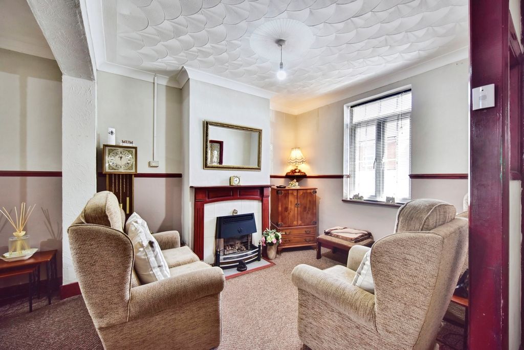 Property photo 2 of 18 Pbox-Img.Jpg