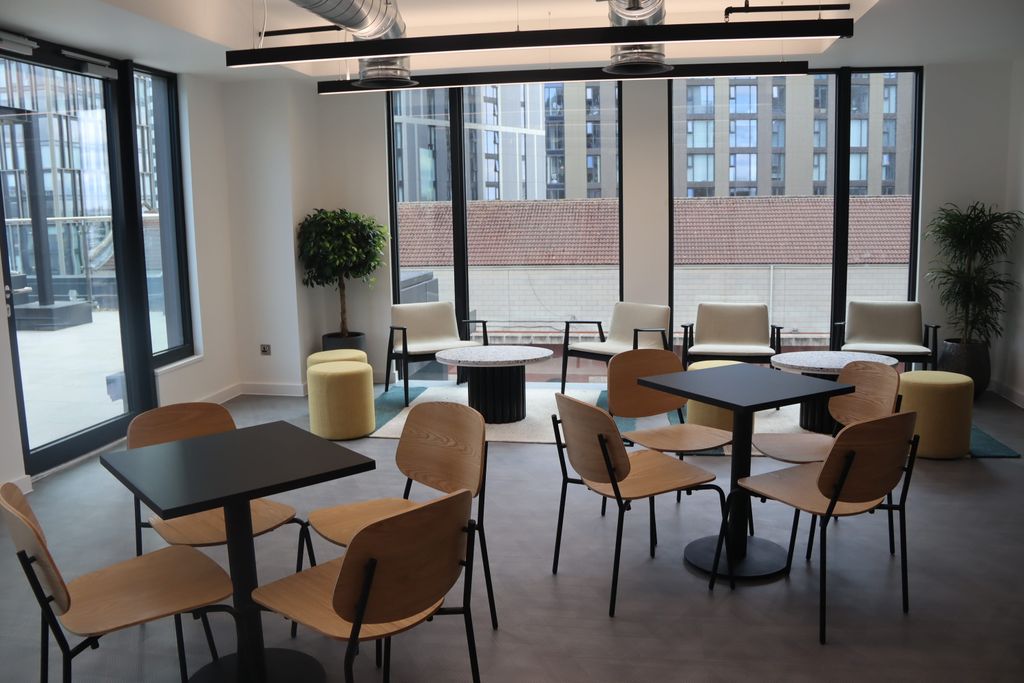 Property photo 2 of 5