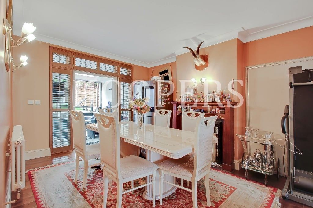 Property photo 3 of 13
