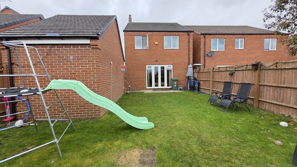 Property photo 3 of 19