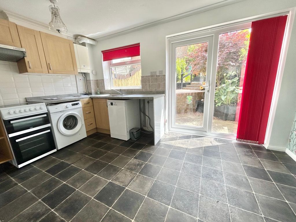 Property photo 2 of 12