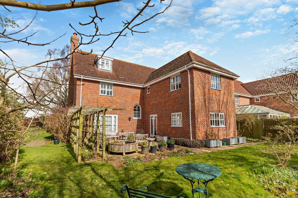 Property photo 3 of 17 Picture No. 22