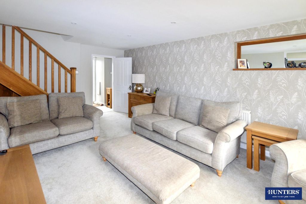 Property photo 3 of 22 Living Room