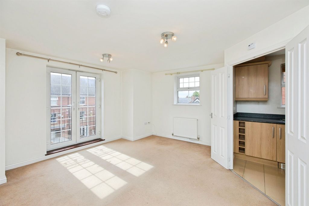 Property photo 2 of 7