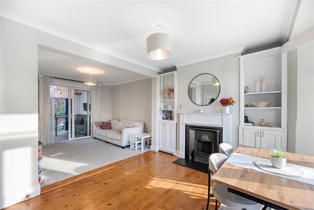 Property photo 3 of 24 Open Plan Living/Dining Room