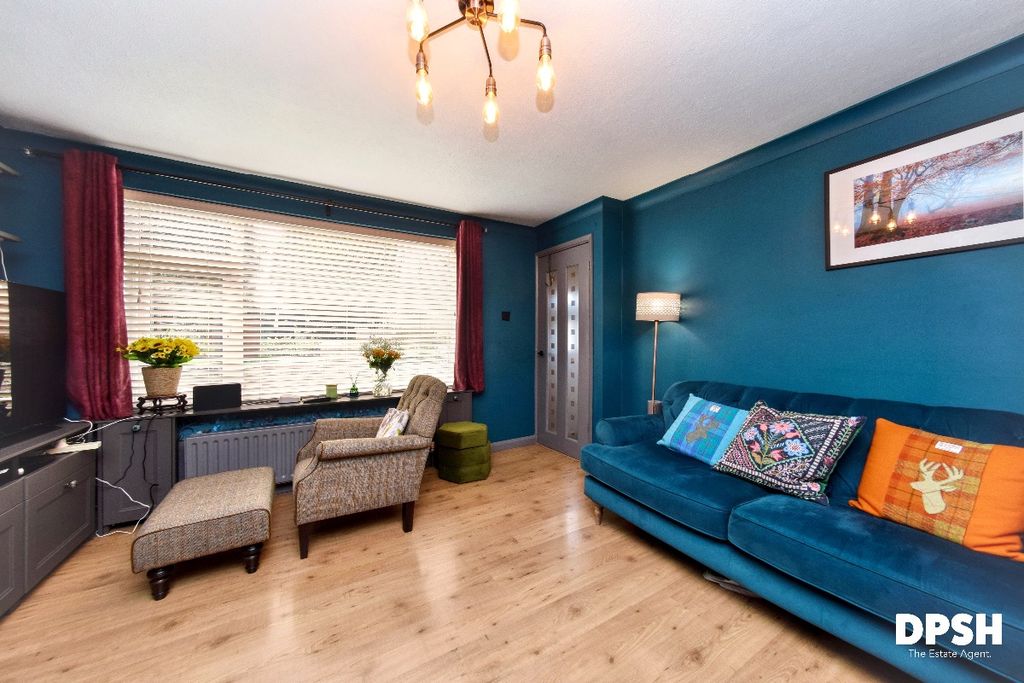 Property photo 3 of 23