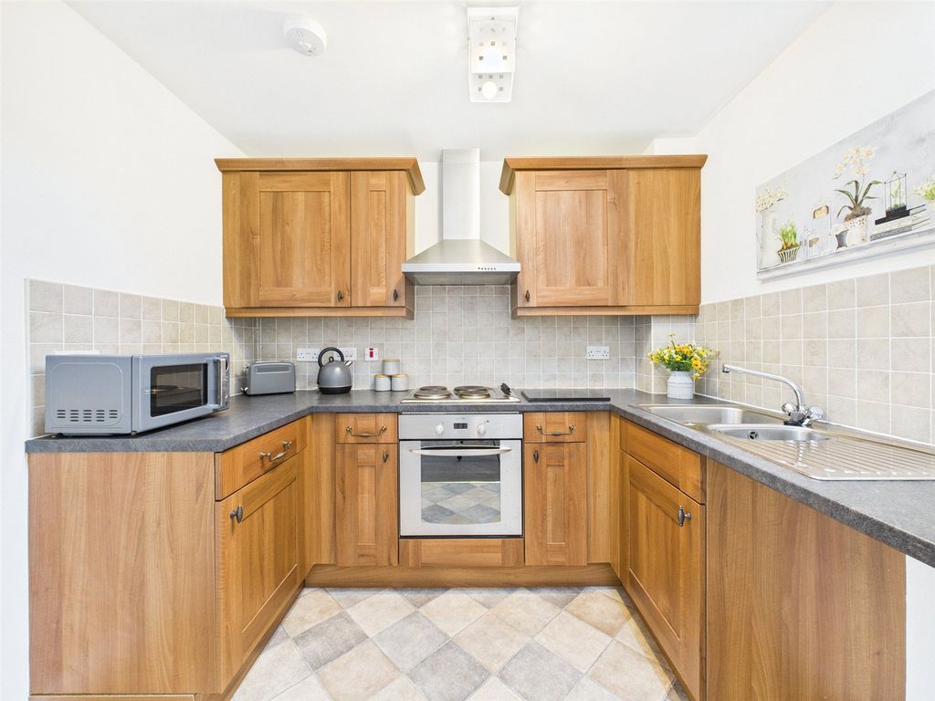 Property photo 3 of 13 Picture No. 45