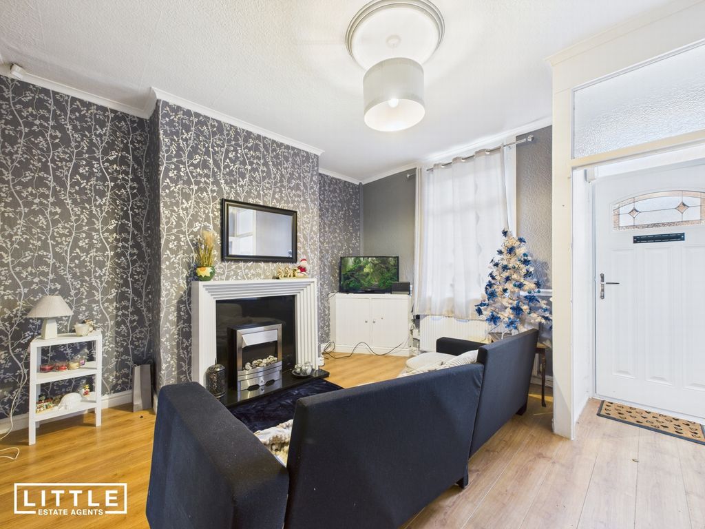 Property photo 2 of 11 Photo 1