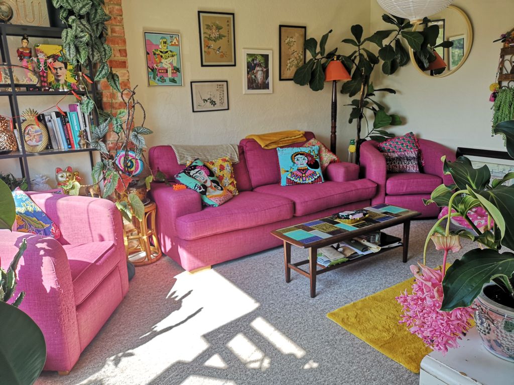 Property photo 2 of 8