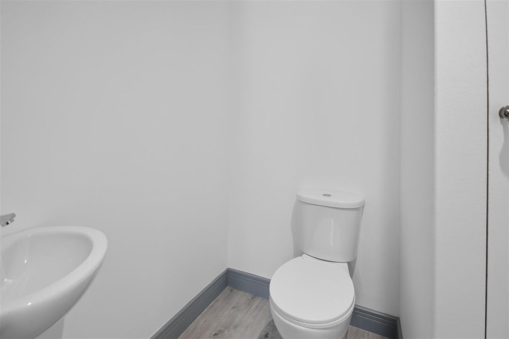 Property photo 1 of 16 WC