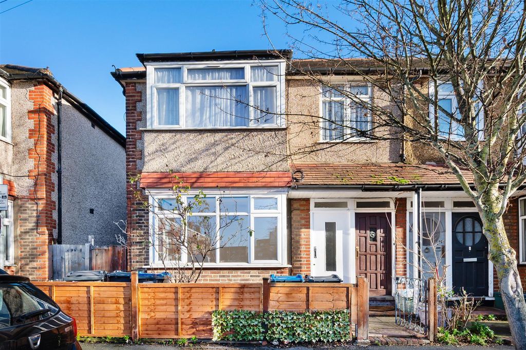 Property photo 1 of 9