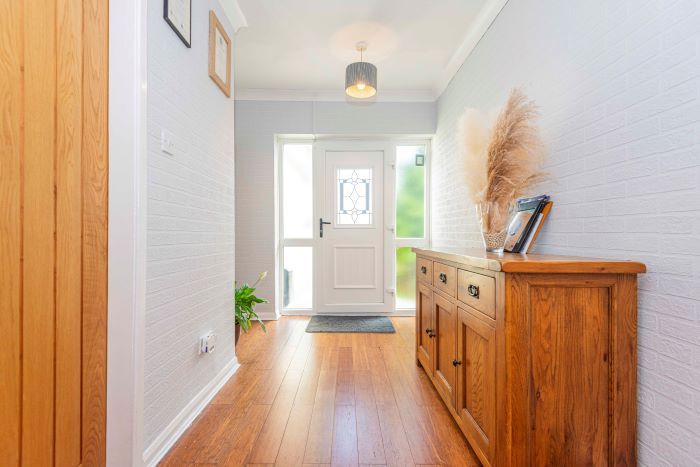 Property photo 3 of 48