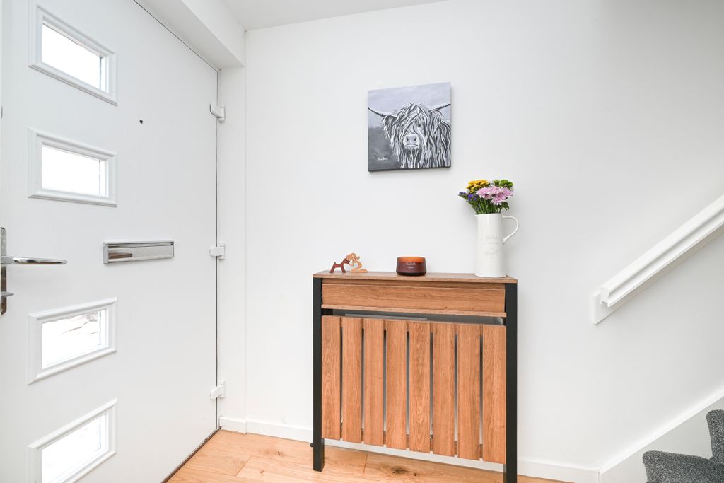 Property photo 3 of 46 Entrance