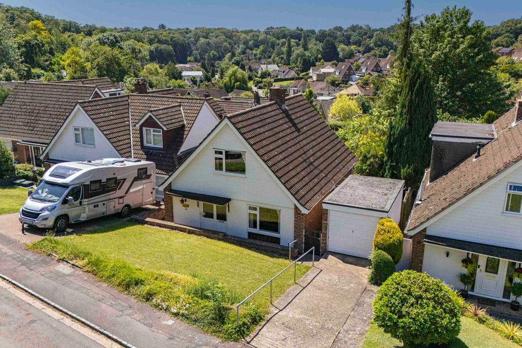 Property photo 1 of 17 13 Squirrel Rise, Sl7 3Pn Drone (Low Res)-2