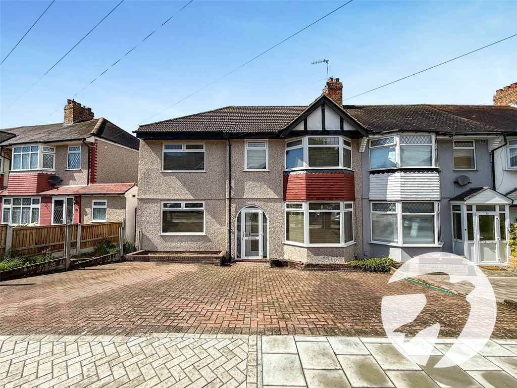 Property photo 1 of 17 Picture No. 04