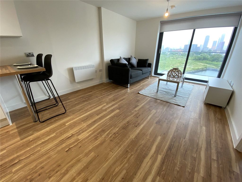 Property photo 3 of 7 Picture No. 05