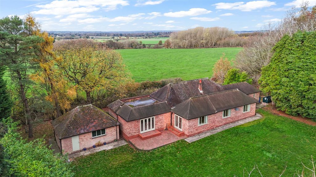 Additional image 4 of 4 bed detached house to rentSawpits Lane, Little Hay, Lichfield WS14