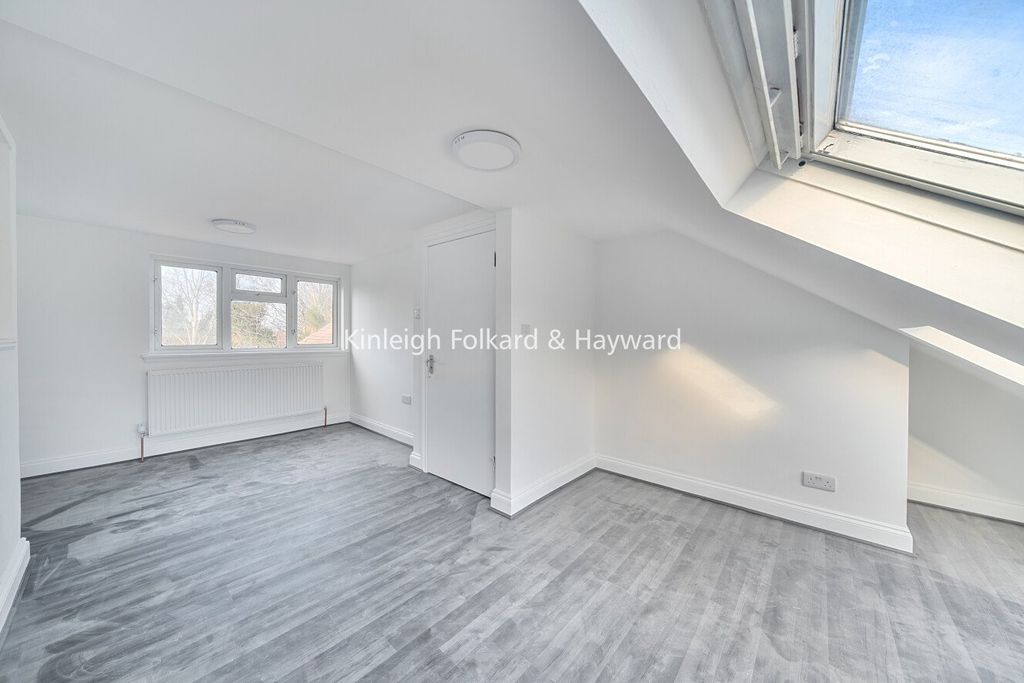 Property photo 3 of 17 Picture No. 35