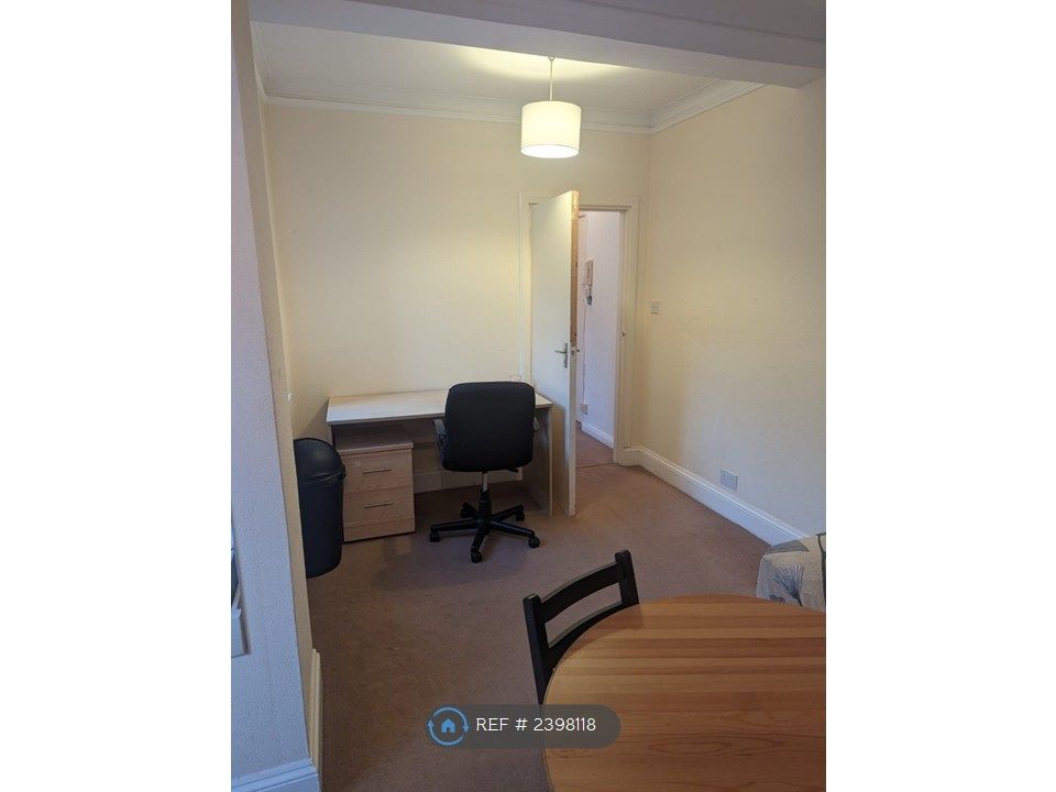 Property photo 2 of 8 Workspace Area