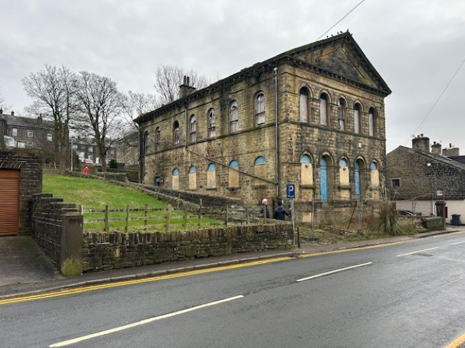 Property photo 1 of 12