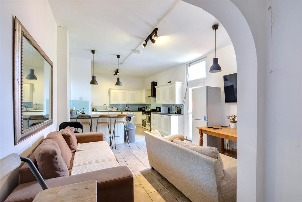 Property photo 2 of 40 Dsc_2359.Jpeg