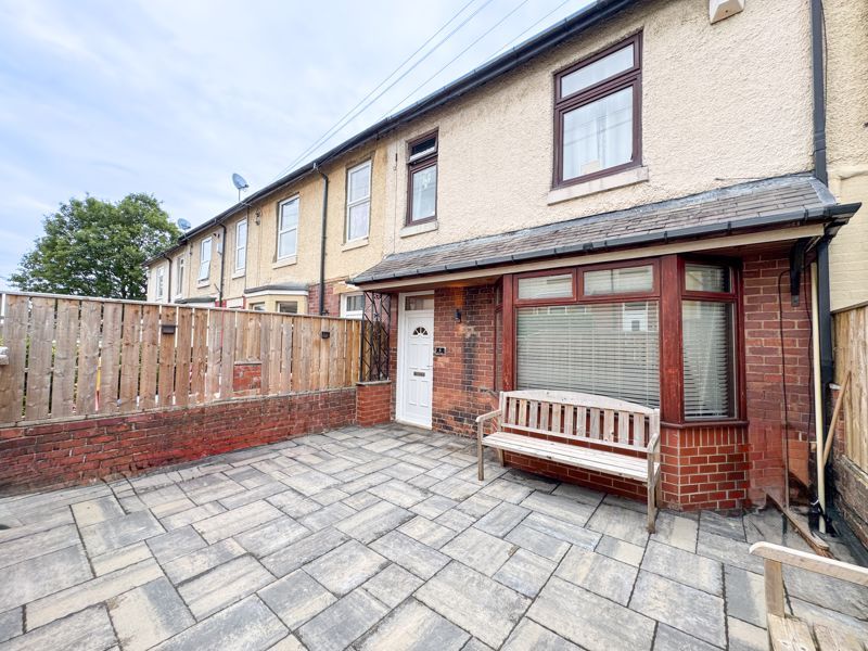 Property photo 1 of 13 External
