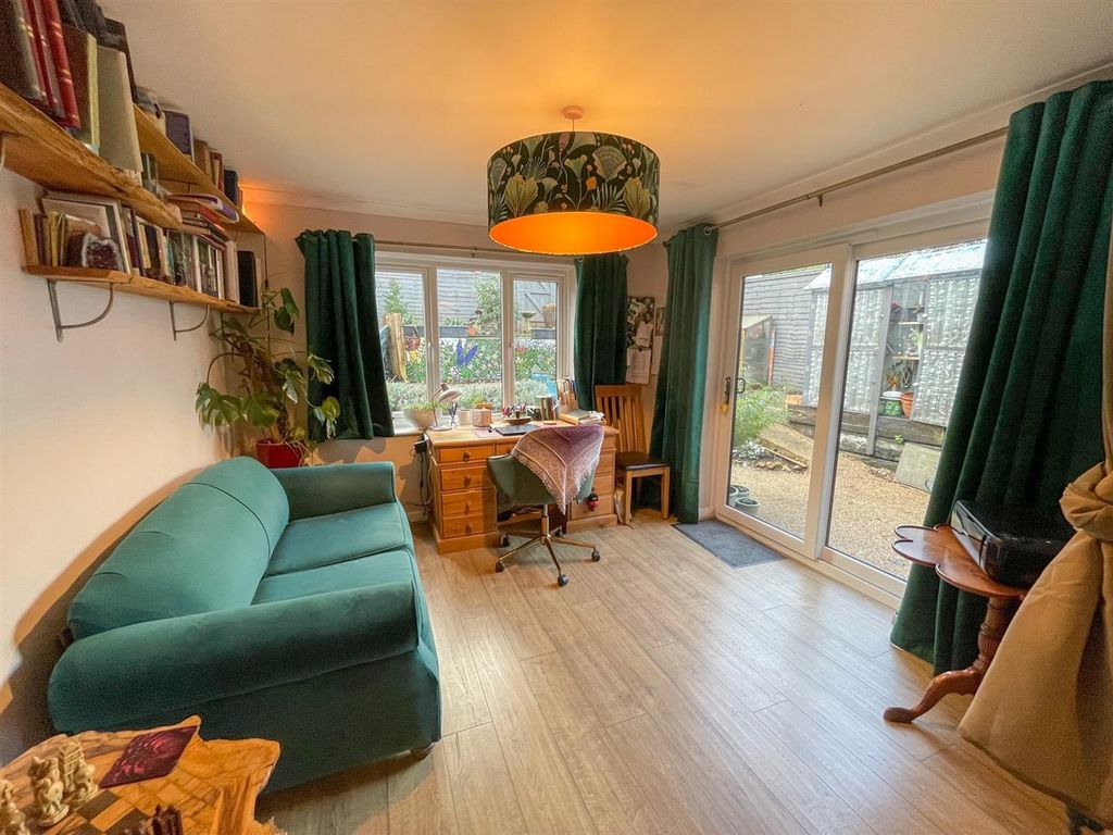 Property photo 3 of 27 Sitting Room...Jpg