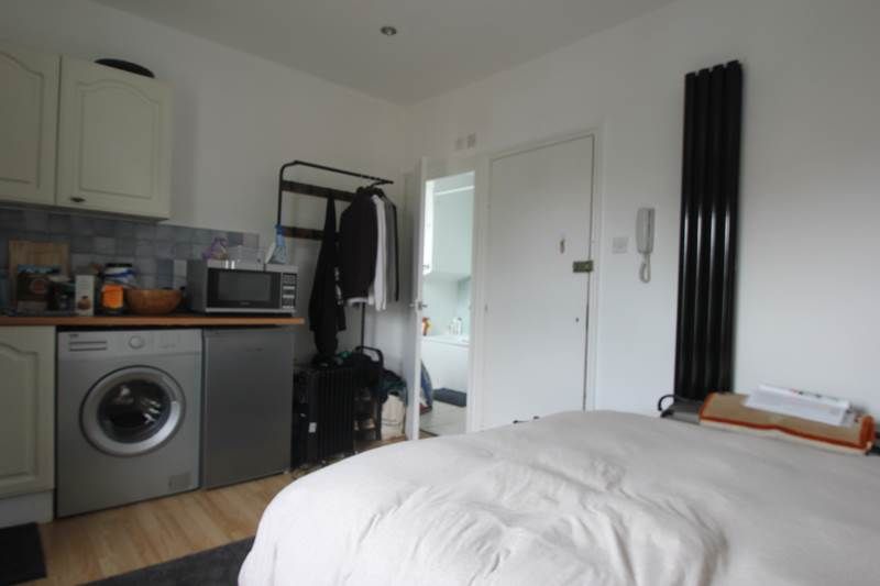 Property photo 1 of 4