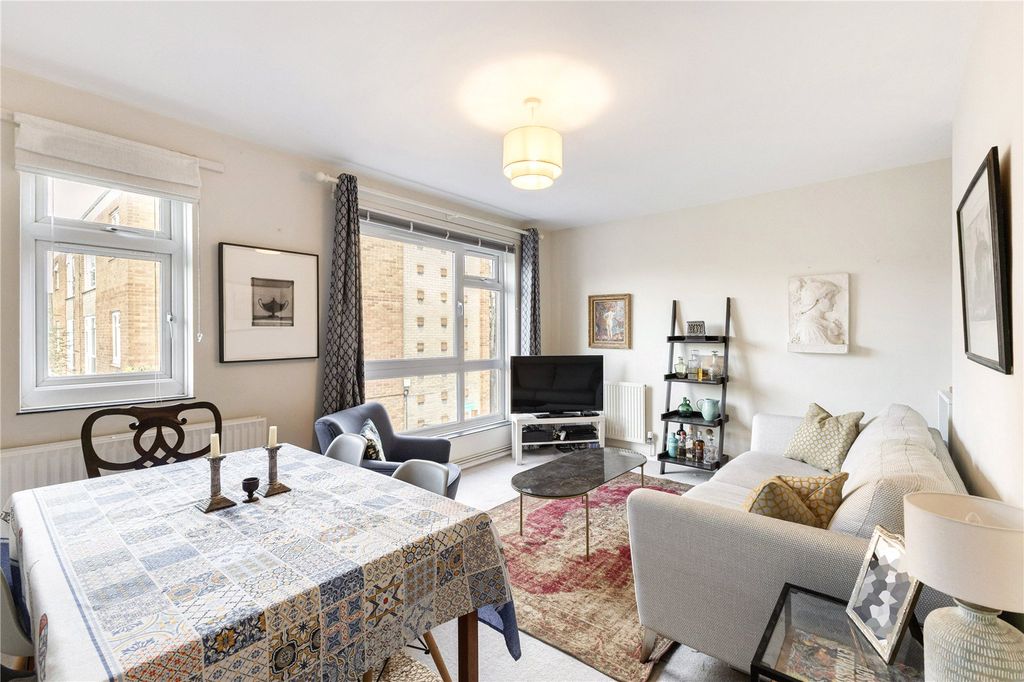 Property photo 2 of 12 Reception