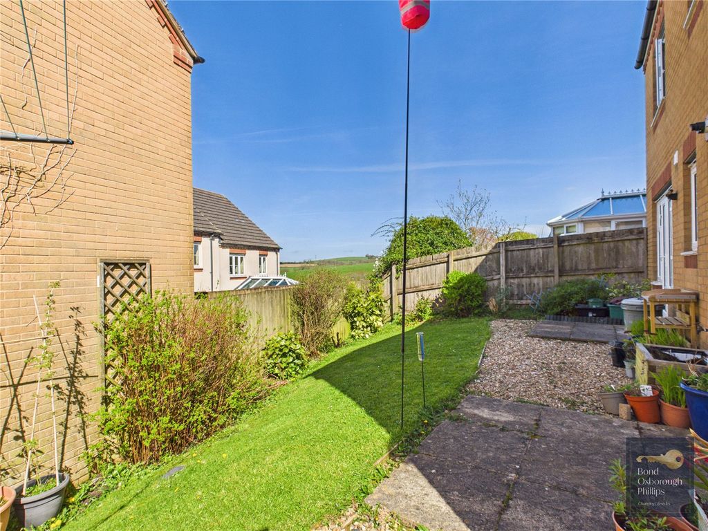 Property photo 1 of 27 Picture No. 38