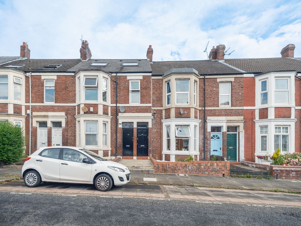 Property photo 2 of 12 3707551