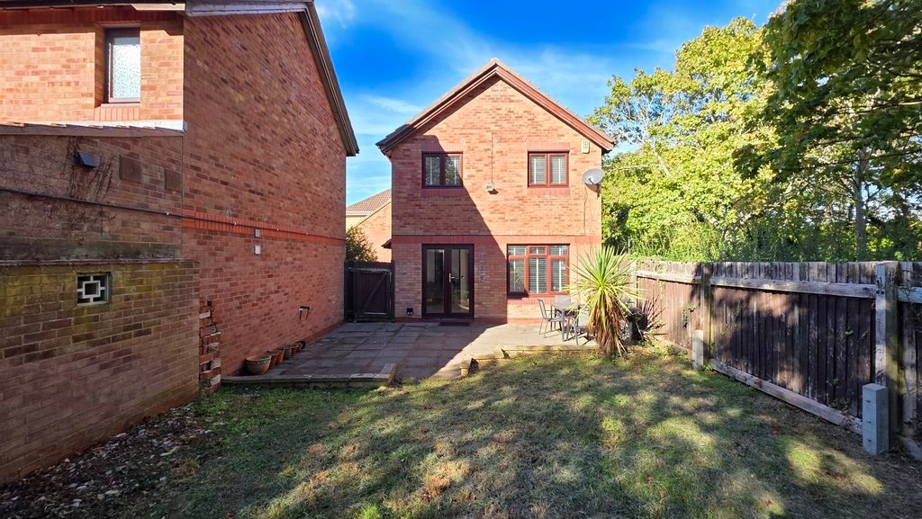 Property photo 1 of 17 Photo 15